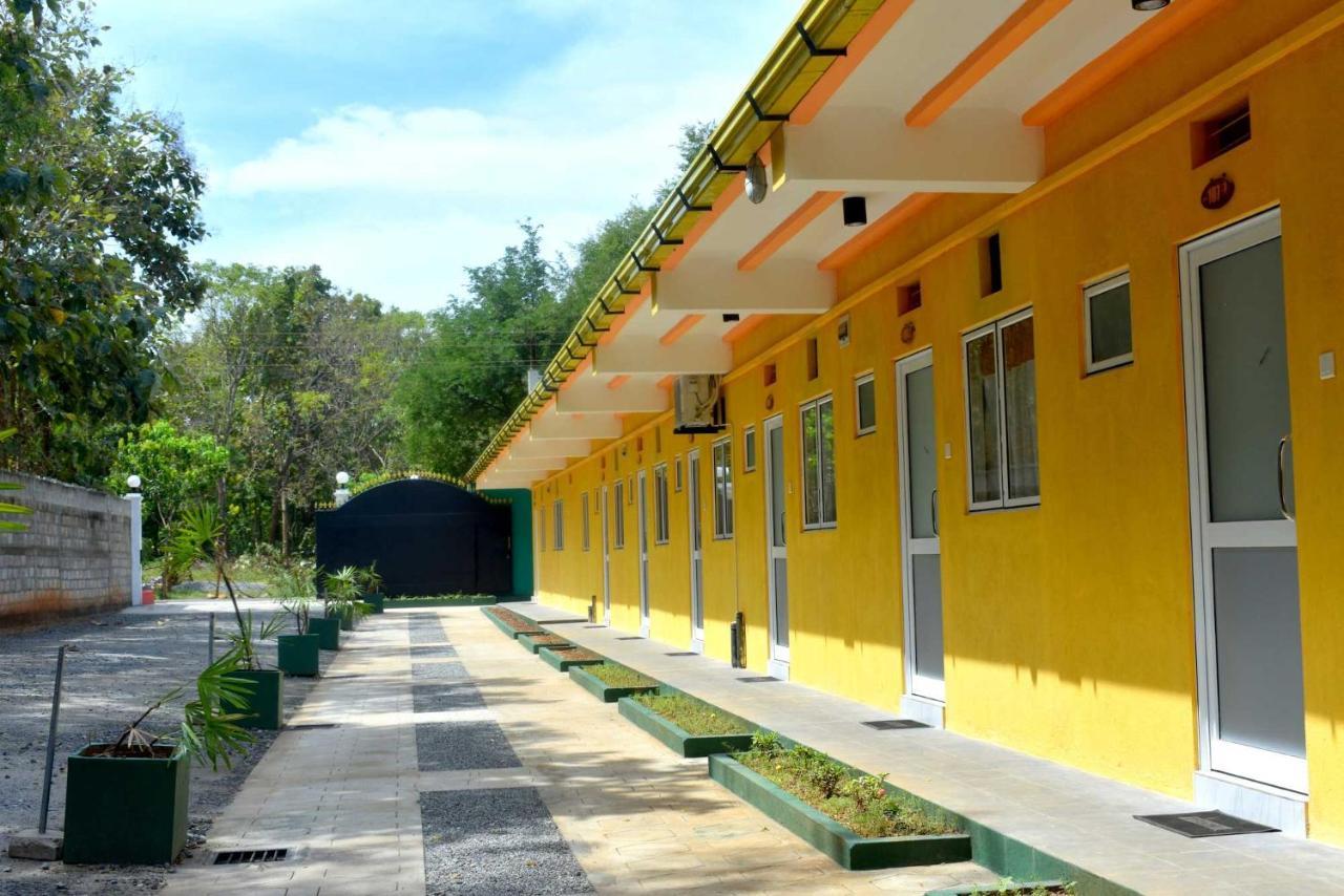 Sri Mayura Holiday Resort Kataragama Eksteriør billede