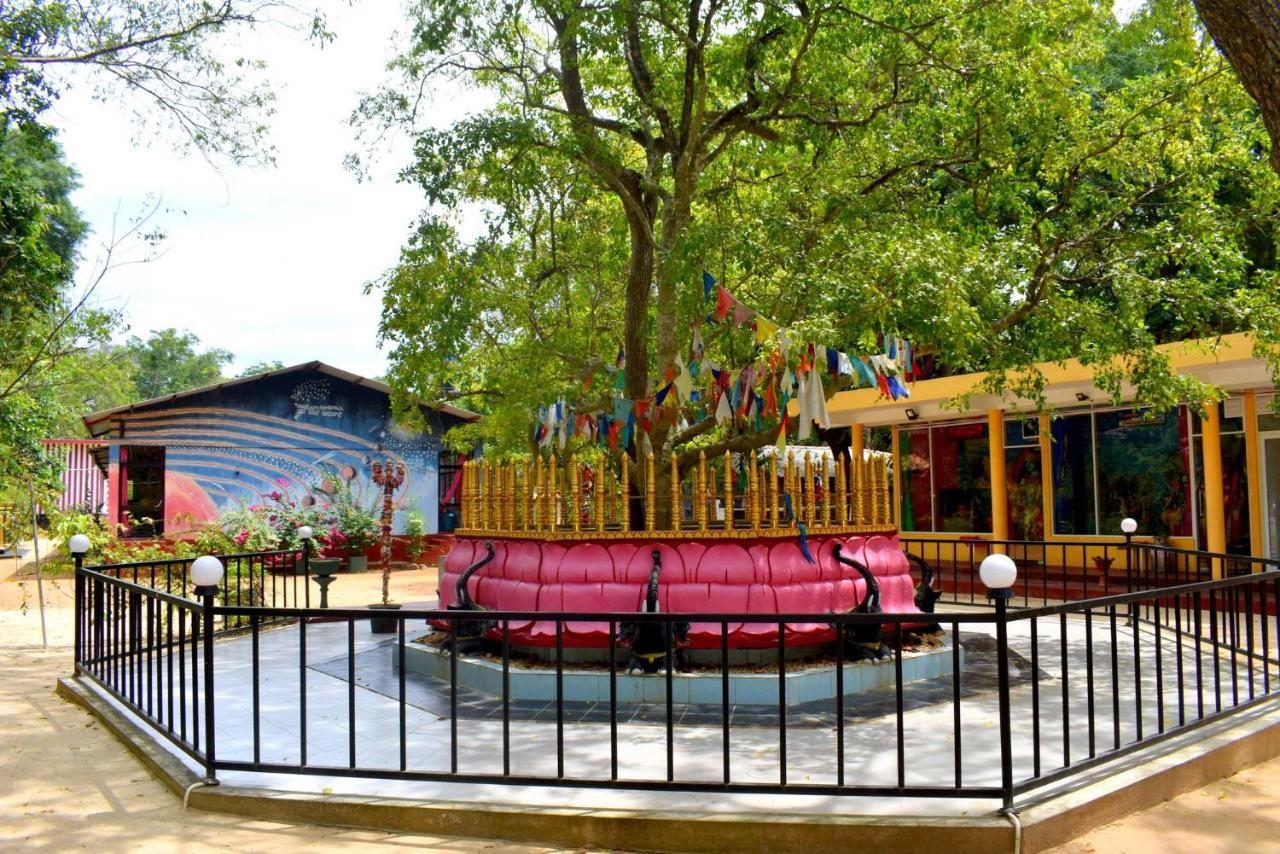 Sri Mayura Holiday Resort Kataragama Eksteriør billede
